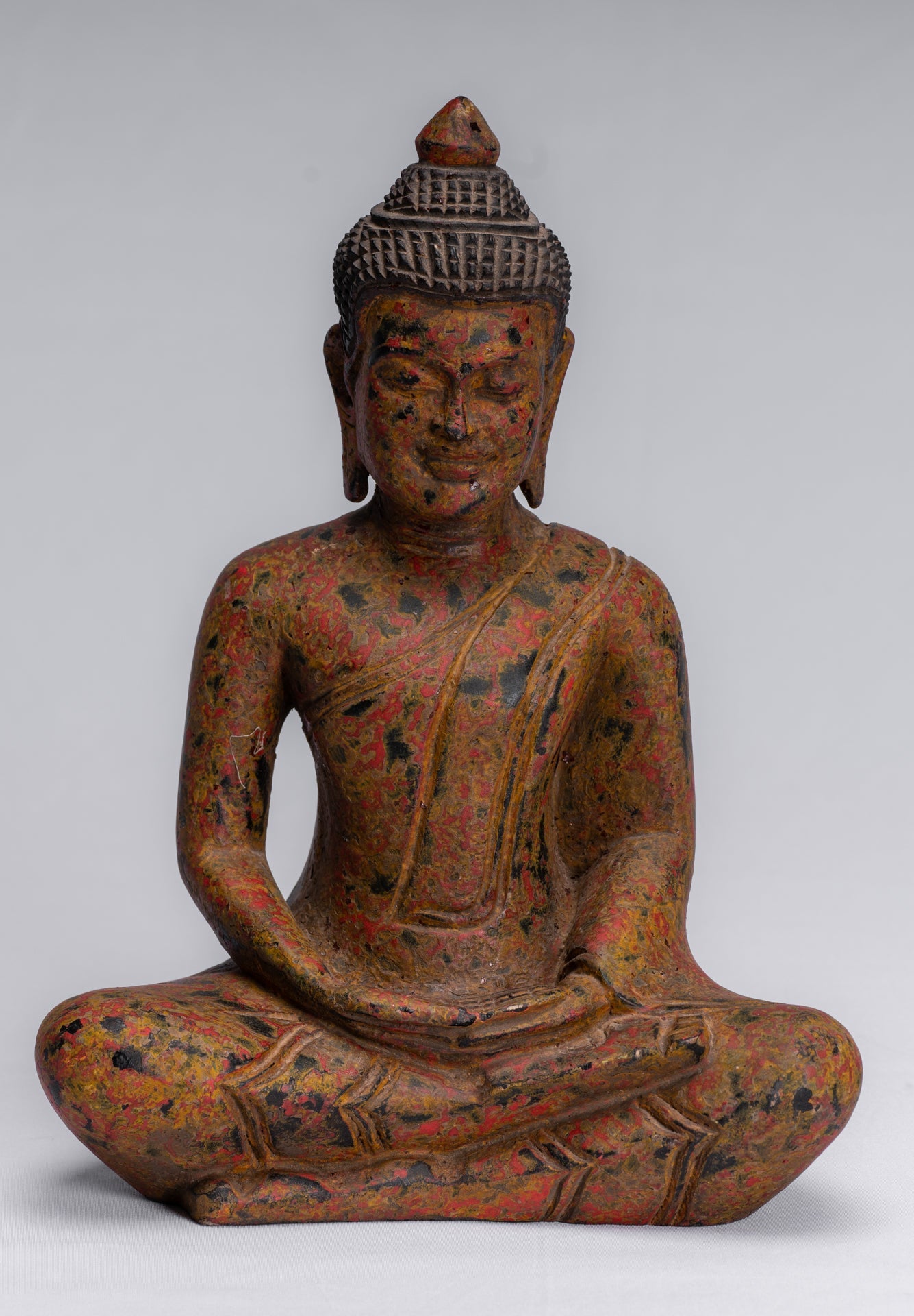 Sculpture de Bouddha – Statue de Bouddha assis en bois de style khmer antique Dhyana Méditation Mudra – 26 cm