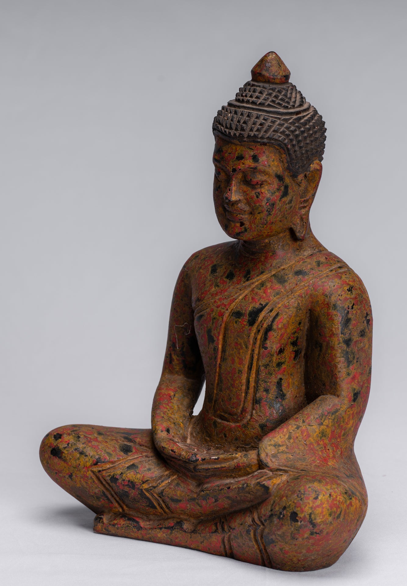 Sculpture de Bouddha – Statue de Bouddha assis en bois de style khmer antique Dhyana Méditation Mudra – 26 cm