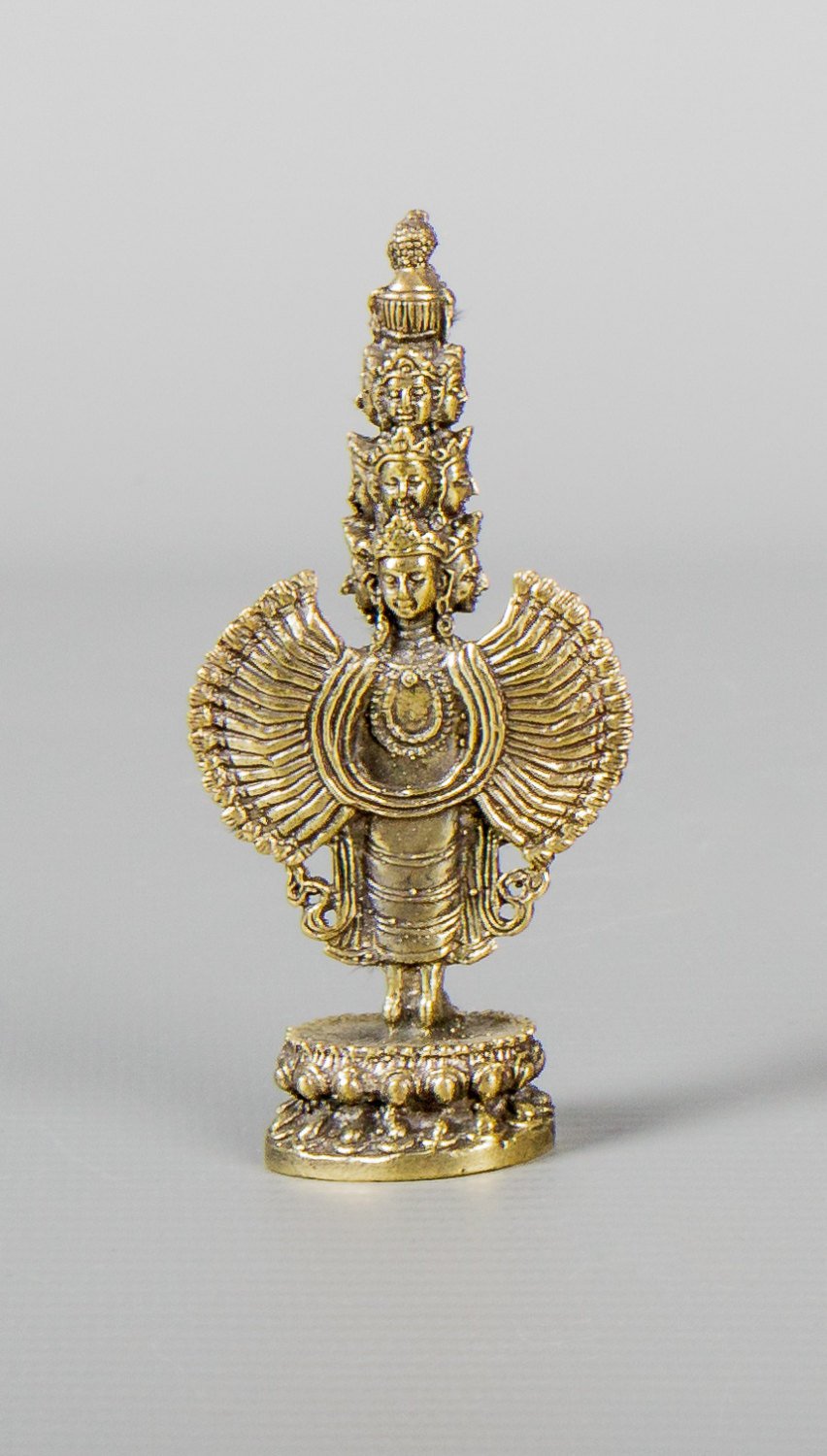 Thailand Sahasrabhuja Avalokitesvara-Statue aus Messing – 8,5 cm hoch