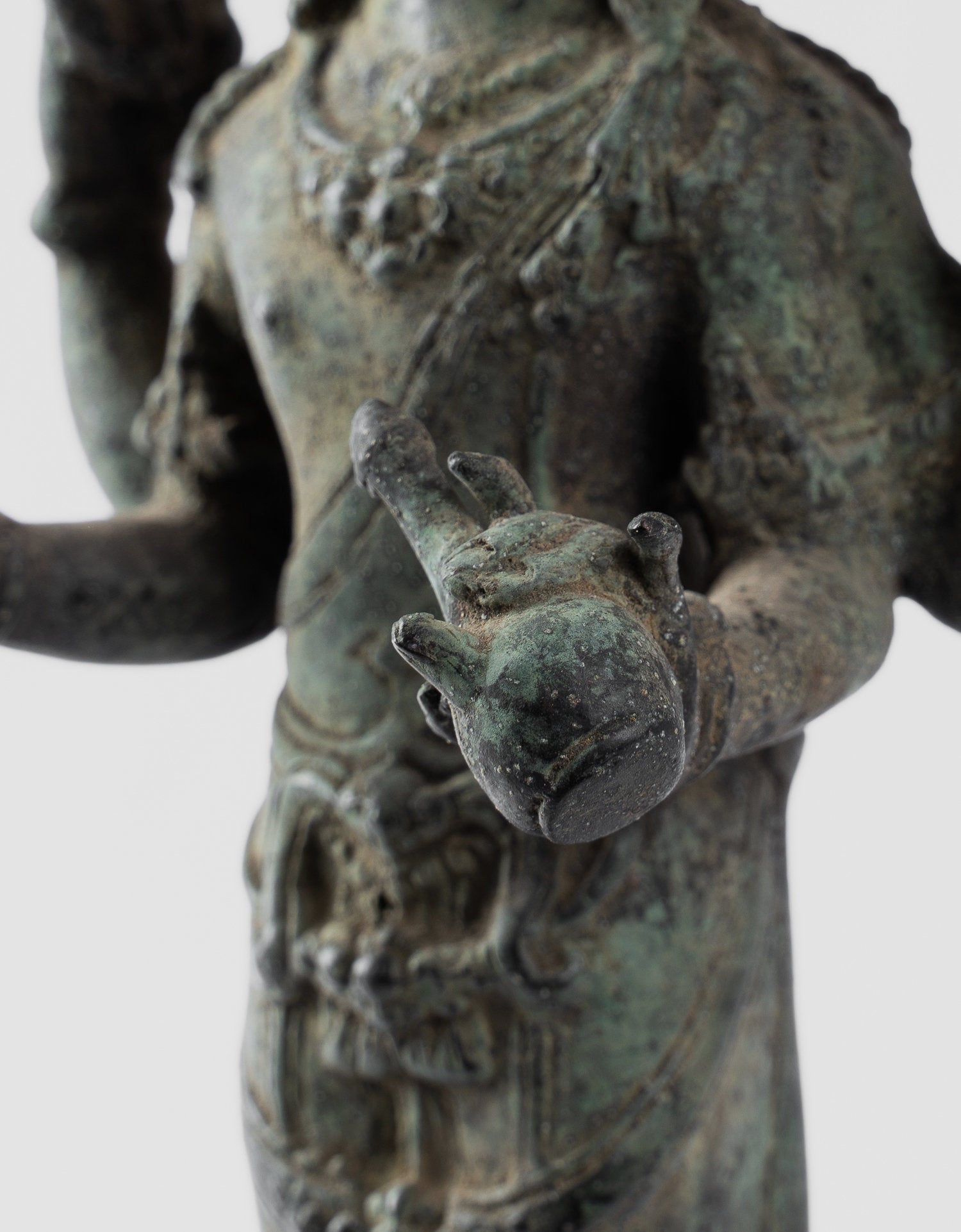 Statue Vishnu - Antique Java Style Majapahit State Bronze Vishnu - 31cm