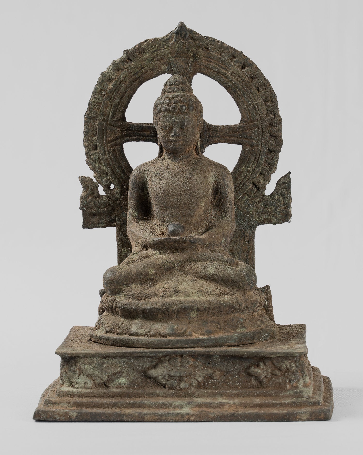 Antique in stile indonesiano seduto in bronzo giavanese Amitabha Buddha Statua - 23 cm/9 "