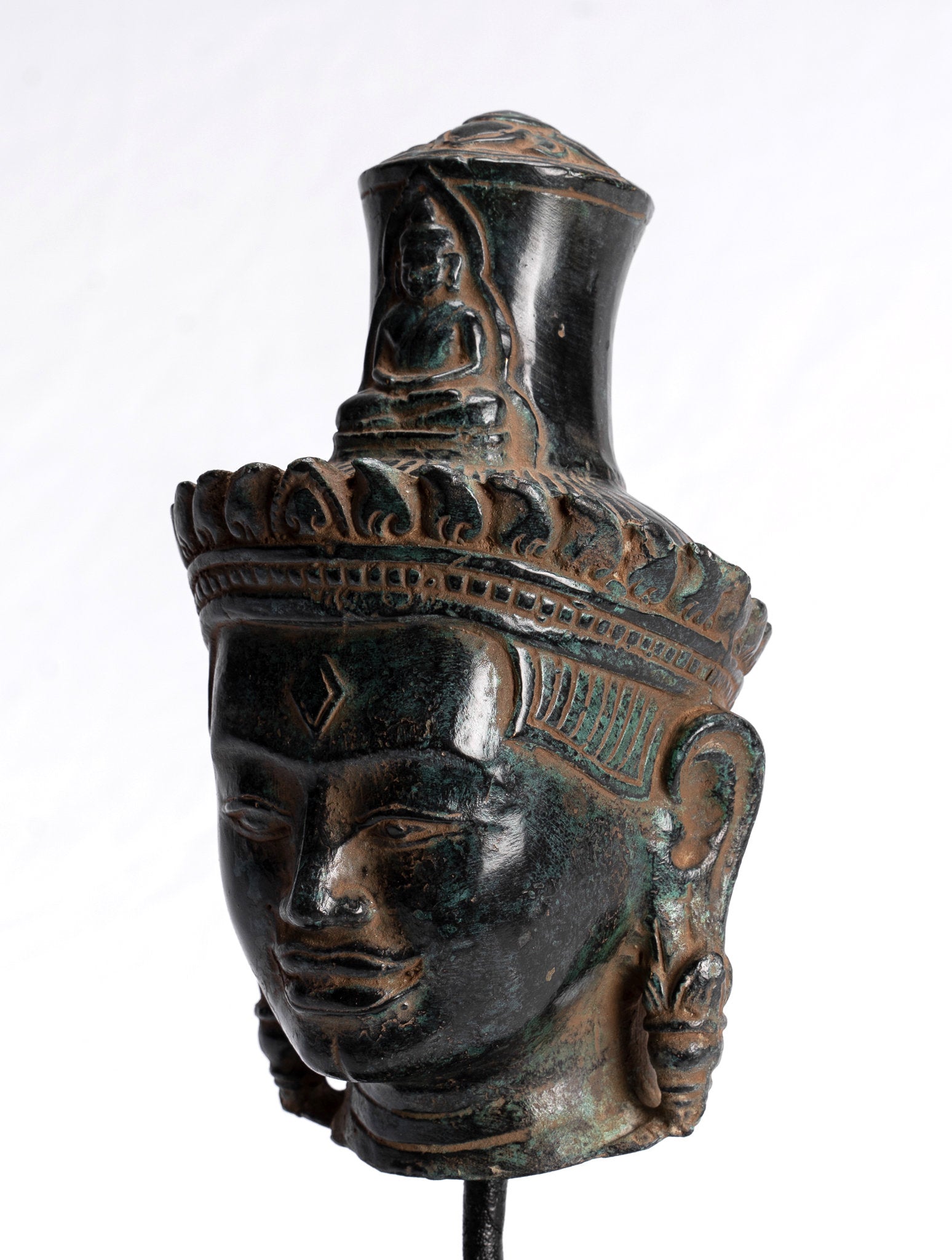 Statue Lokeshvara - Antique Khmer in stile Bronzo Bayon Montata in stile Lokeshvara - 22 cm/9 "