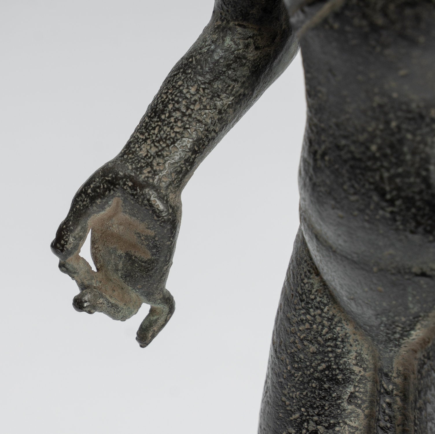 Statue de Bouddha – Bouddha d'enseignement javanais debout en bronze de style indonésien antique – 28 cm