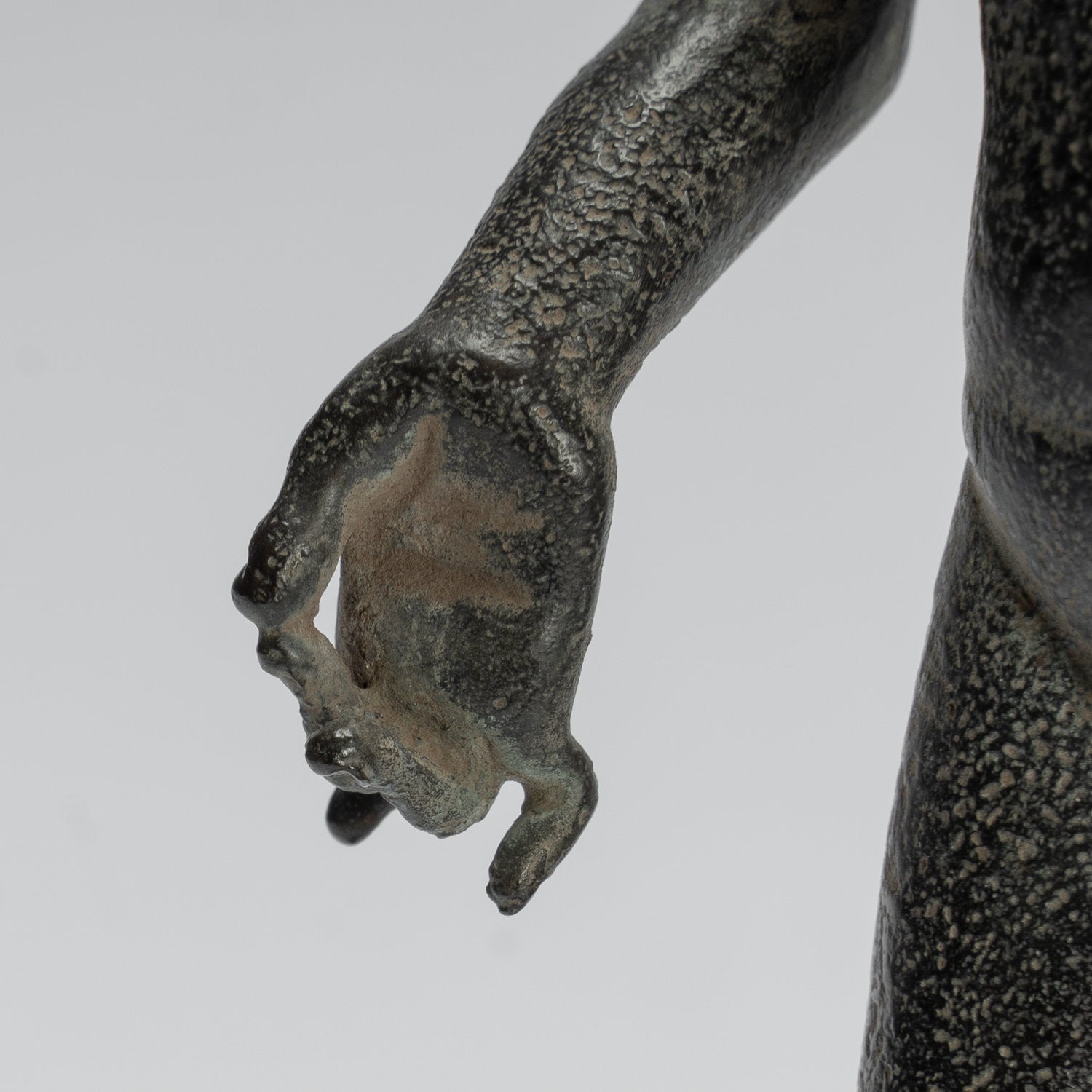 Statue de Bouddha – Bouddha d'enseignement javanais debout en bronze de style indonésien antique – 28 cm