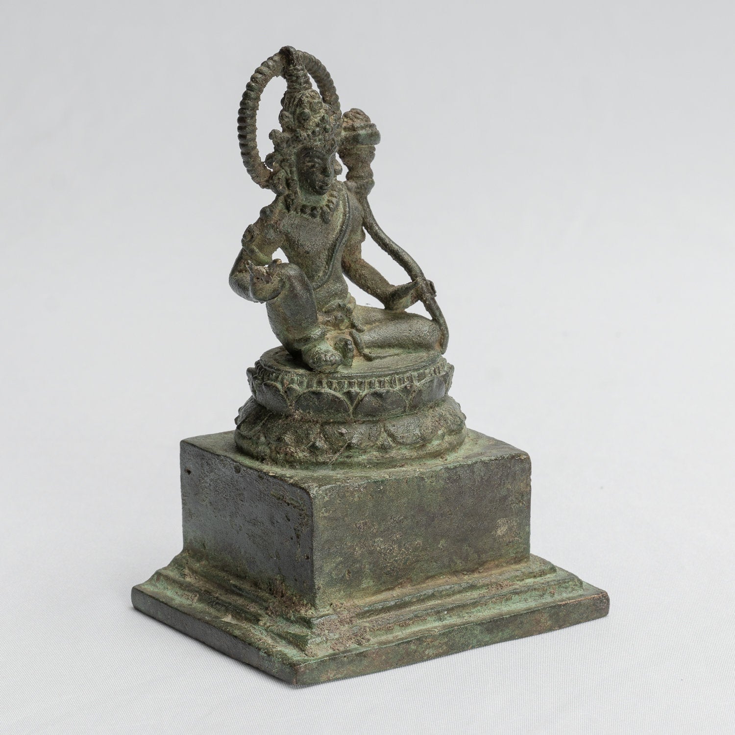 Statua di Tara - Antique Java Style Majapahit Seduto Devi Devi Tara Statua - 12 cm/5 "
