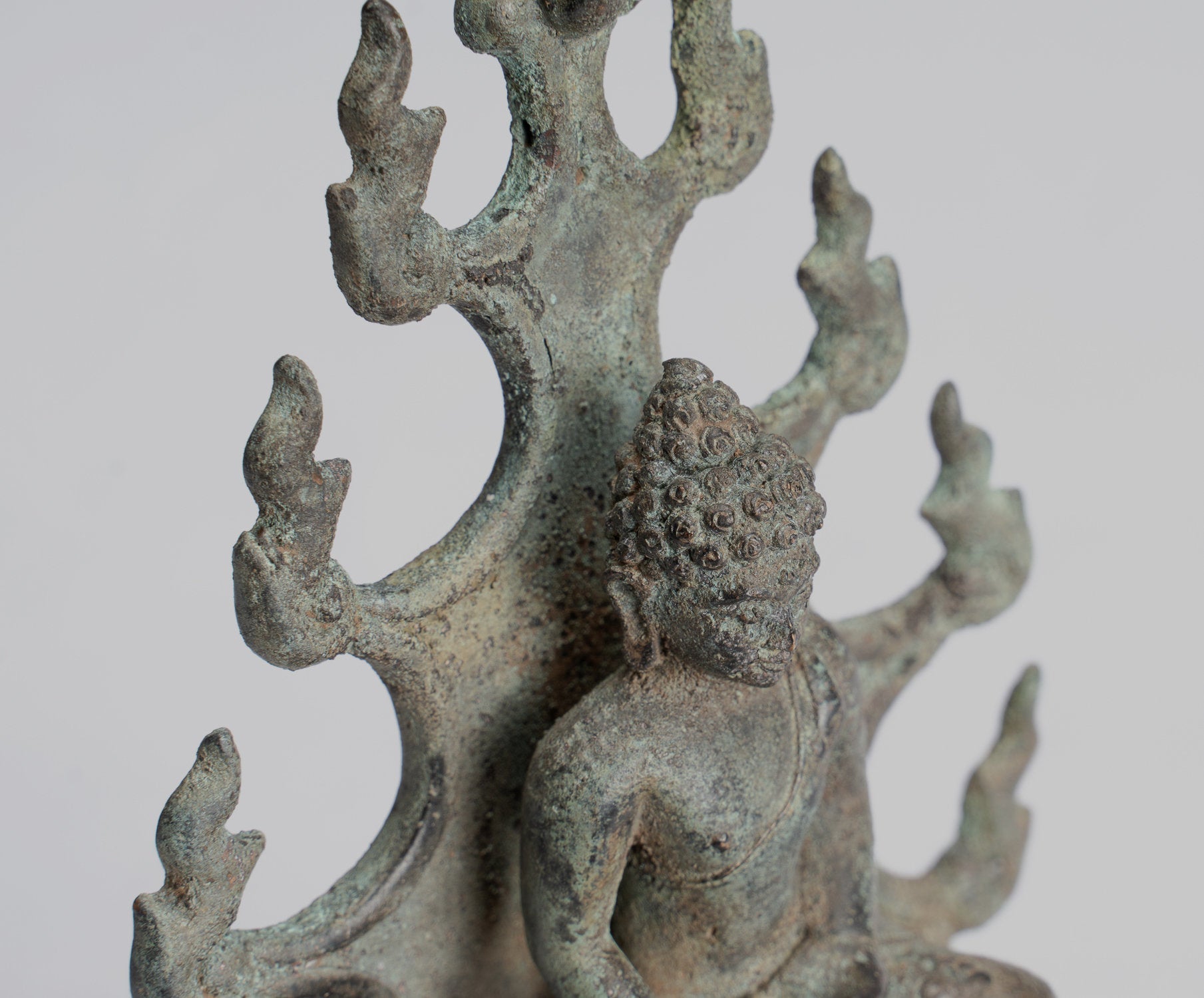 Statue de Bouddha - antique Indonesian Style bronze Java Illumination Bouddha - 14.5cm / 6 "