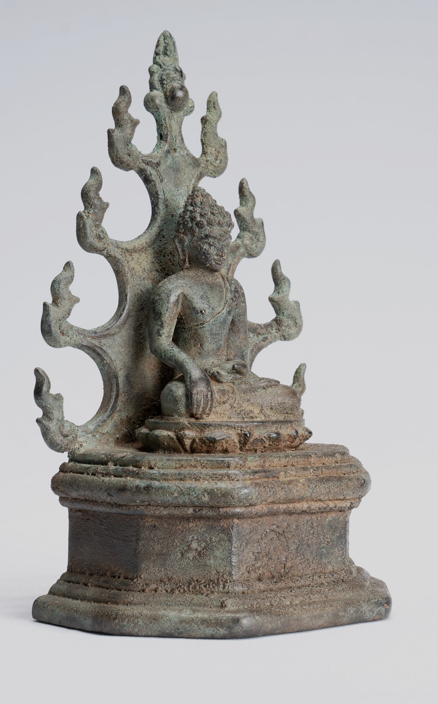 Statue de Bouddha - antique Indonesian Style bronze Java Illumination Bouddha - 14.5cm / 6 "