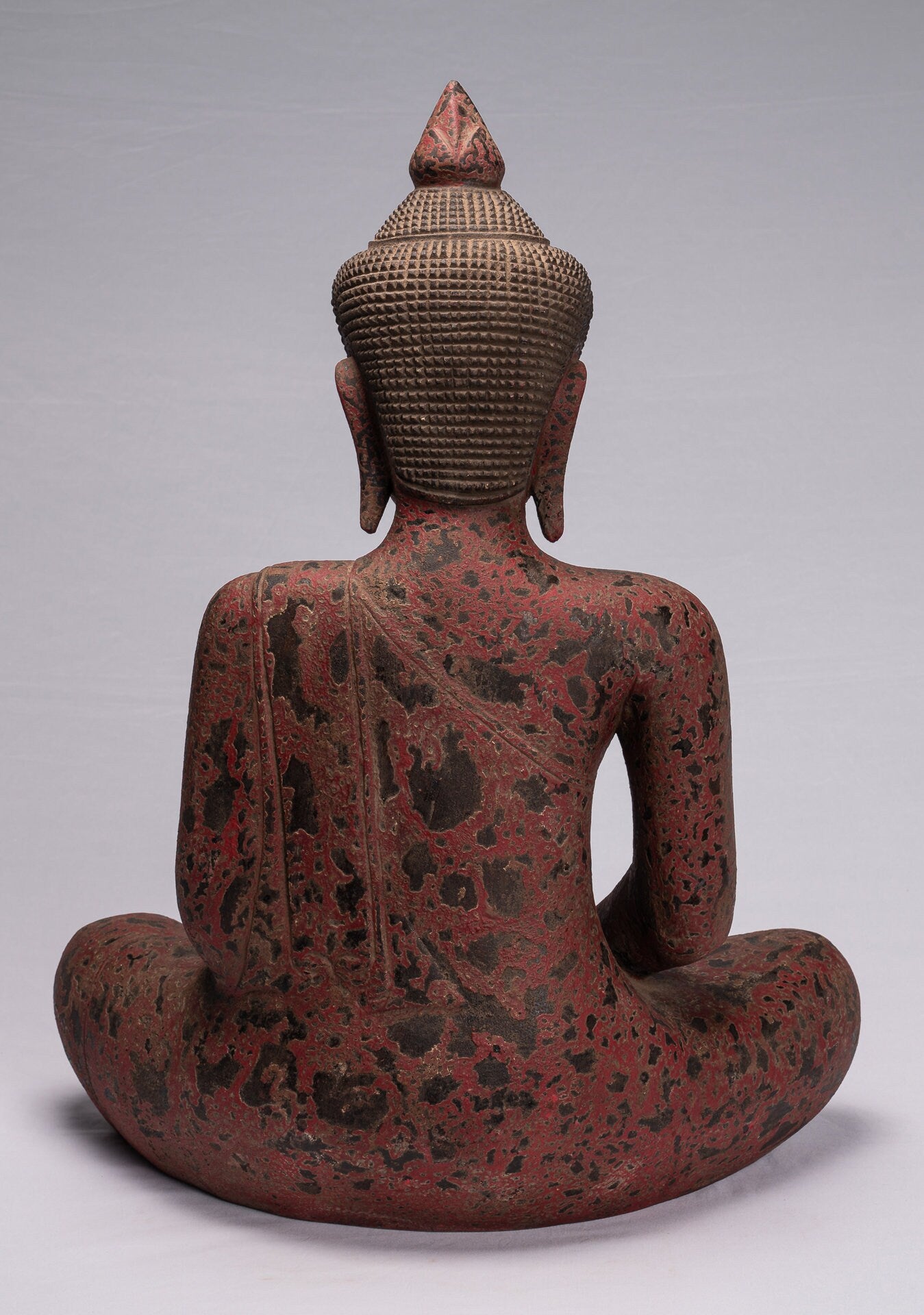 Buddha-Skulptur – sitzender Buddha aus Holz im antiken Khmer-Stil, Meditations-Mudra – 66 cm