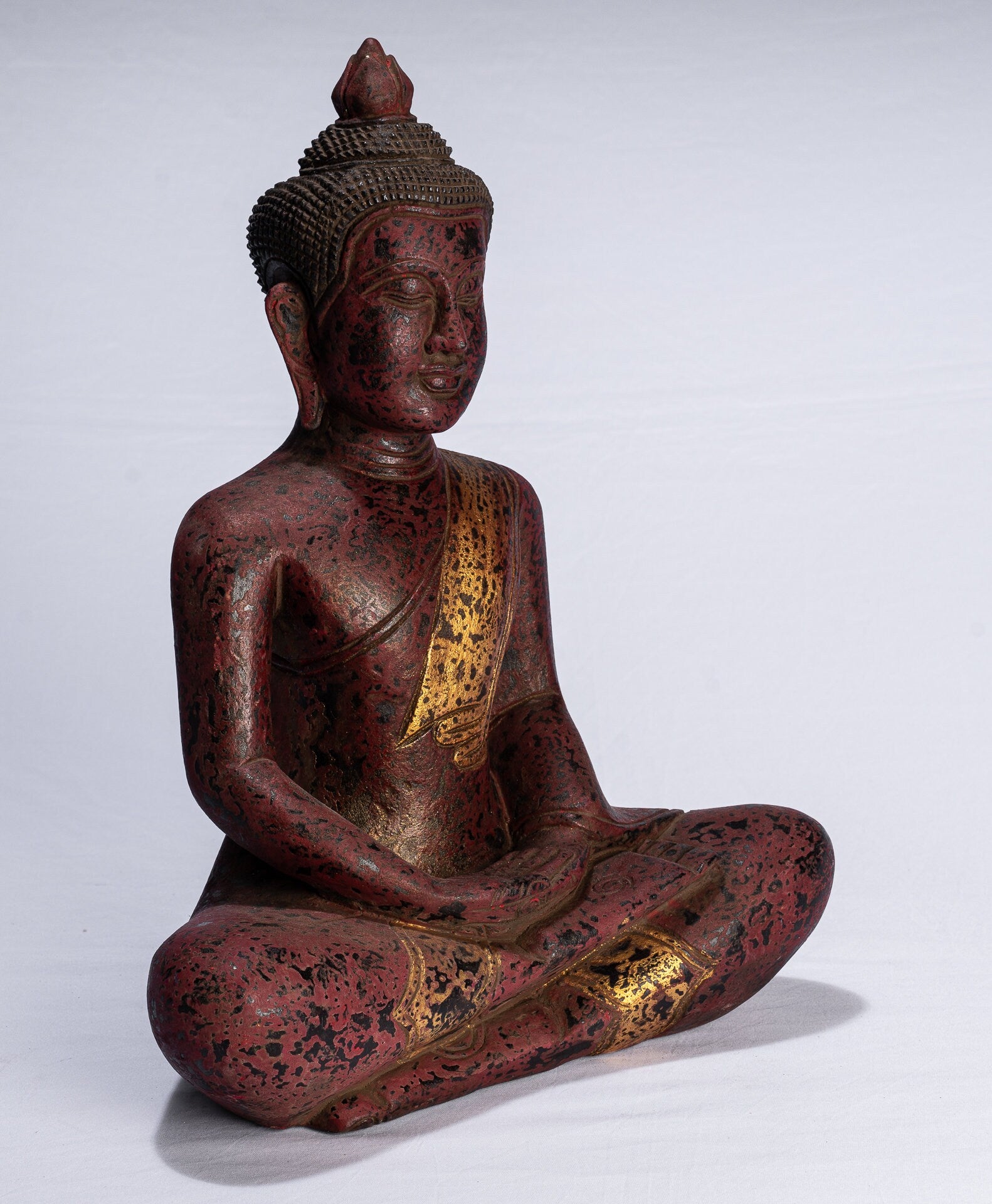 Bouddha assis en bois de style khmer antique dhyana méditation mudra - 43cm / 17 "