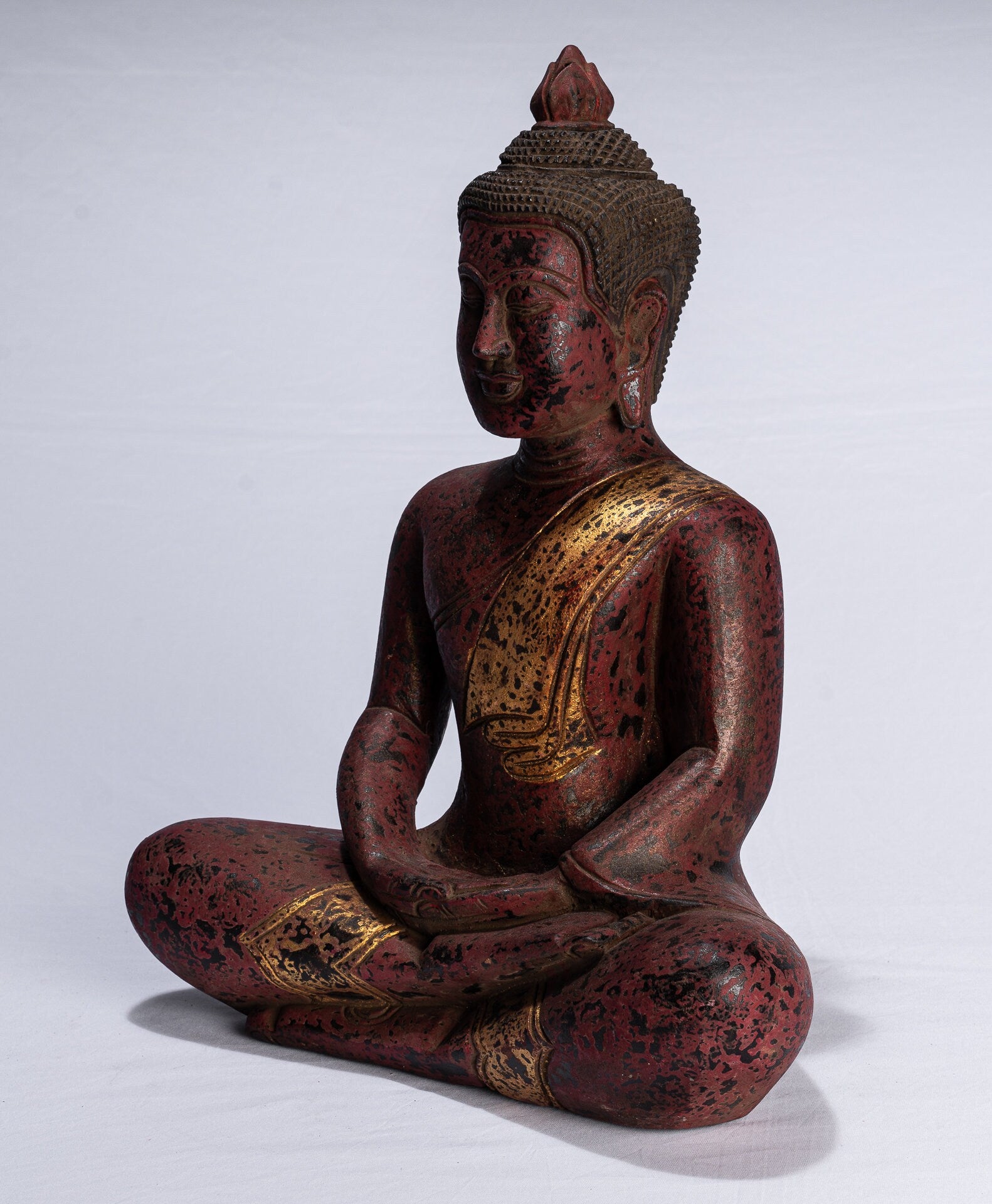 Bouddha assis en bois de style khmer antique dhyana méditation mudra - 43cm / 17 "
