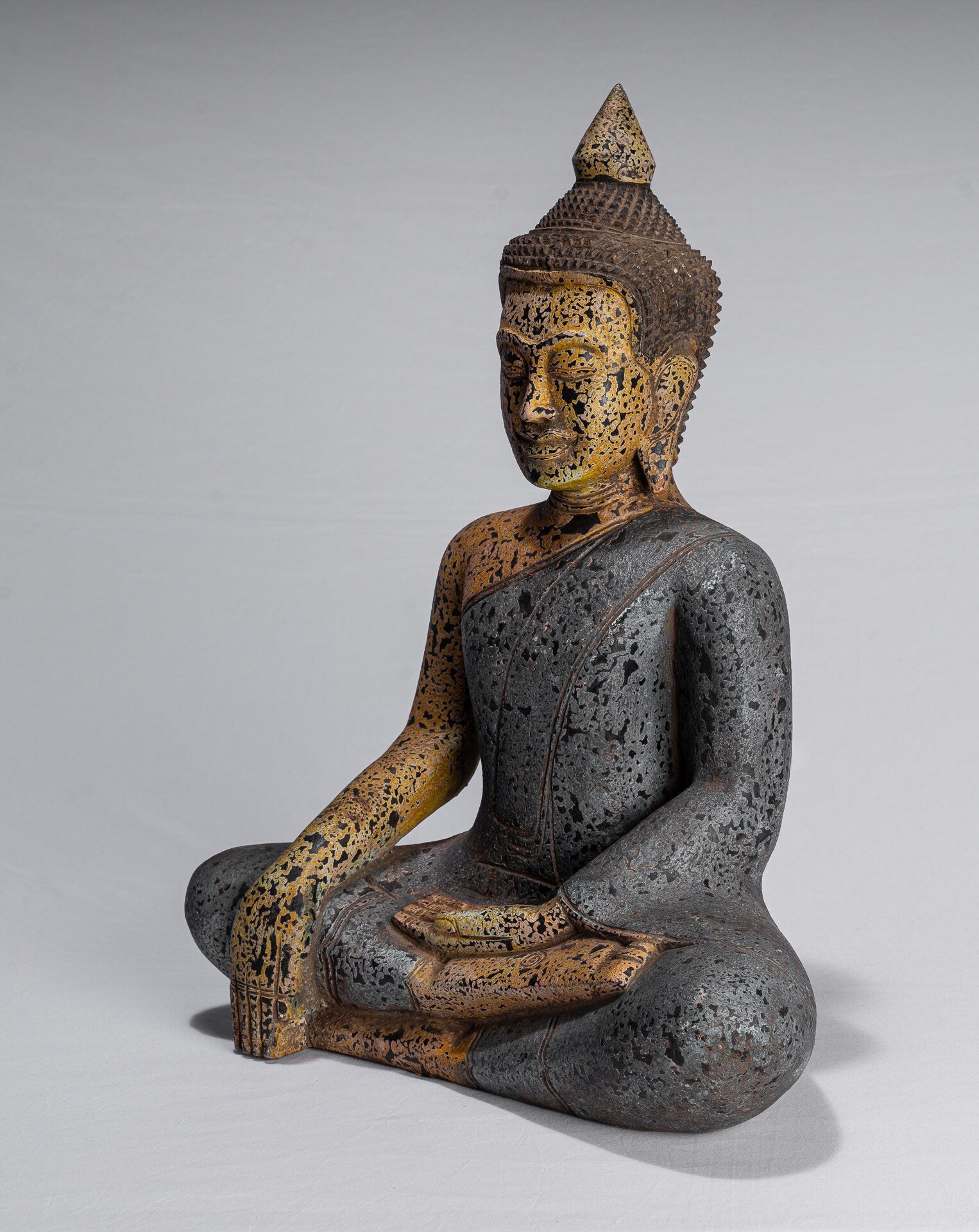 Statue di Buddha - Antique Khmer Style SE Asia STATUE BUDDHA ALLIMENTAZIONE LEGNO - 45 cm/18 "